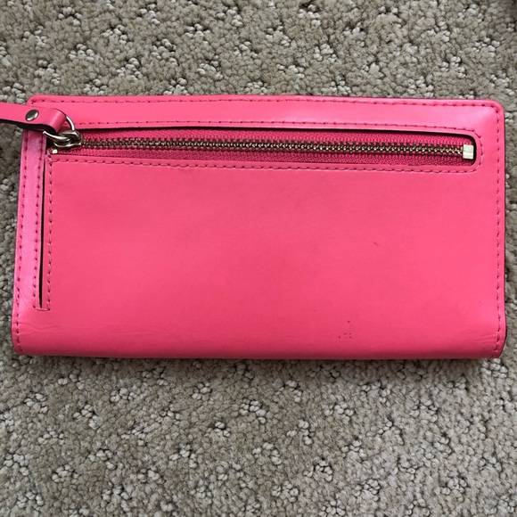 Kate Spade - Picture 5 of 5